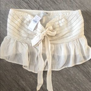 American Eagle strapless top